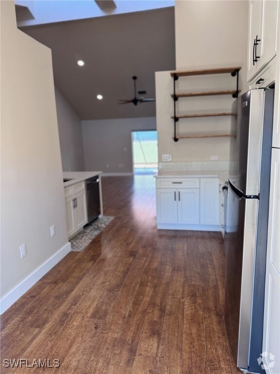Building Photo - 5463 Harbour Castle Dr Rental