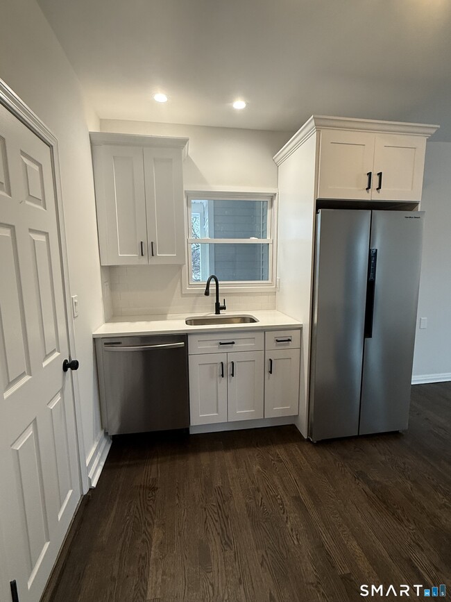 Photo - 349 Marlborough Terrace