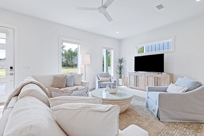 Building Photo - 68 Sarah St Unit ID1447174P