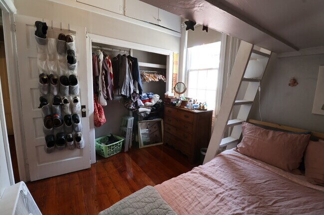 Photo - 409 S 9th St Unit 2R