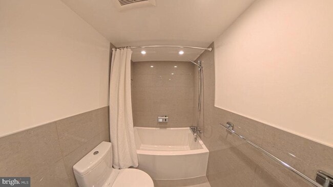 Photo - 1800 Old Meadow Rd Unit 204
