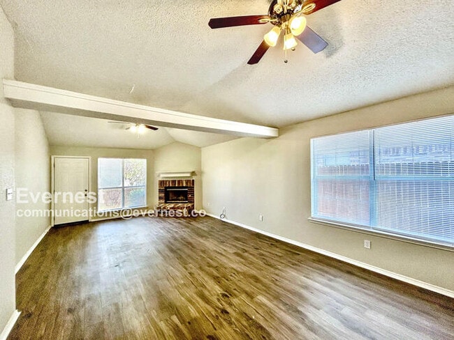 Photo - 10908 Deauville Cir S
