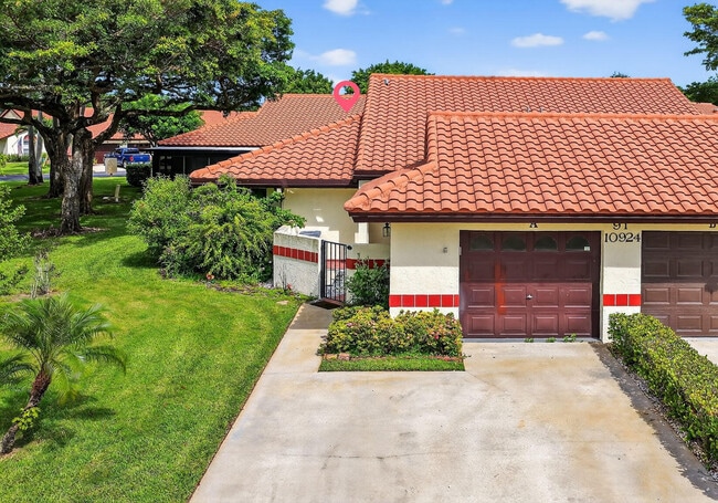 10924 Roebelini Palm Ct