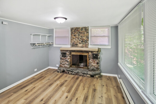 Photo - 17561 Hillside Ave