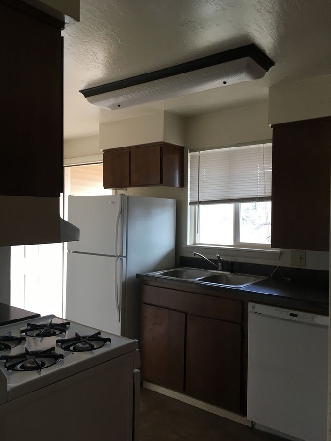 Photo - MF067-396/ 408 SE 7th- Tekk Unidad 396