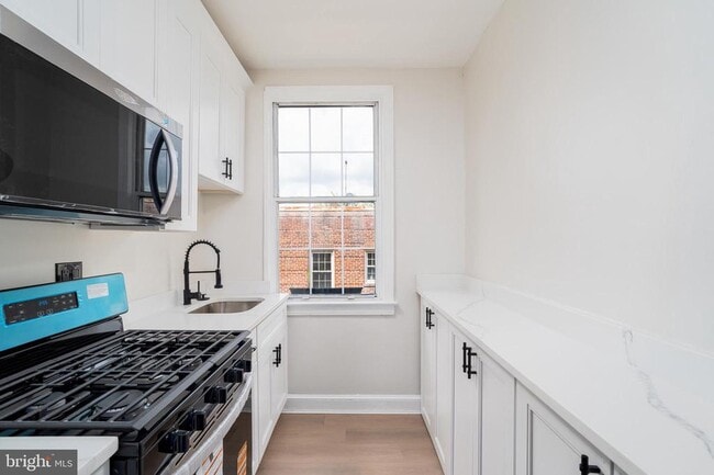 Building Photo - 1404 Tuckerman St NW Unit 301 Rental