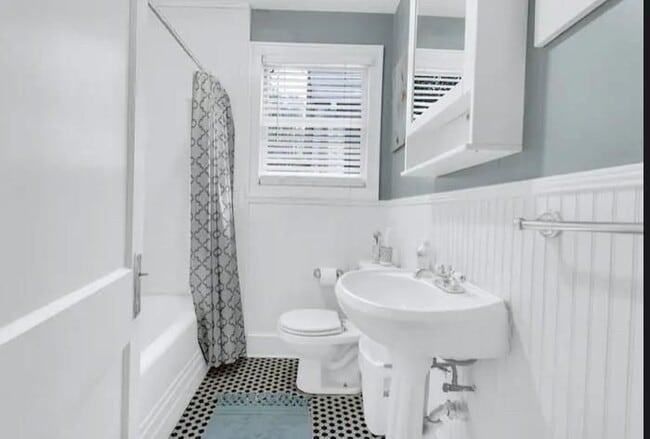 Photo - 1354 Winburn Dr