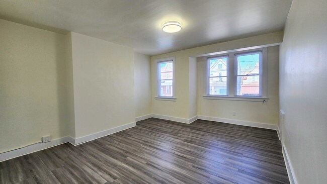 Photo - Updated 3BR 1.5 Bath house now available!