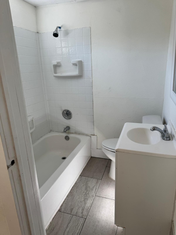 Photo - 4504 Hershe St Casa