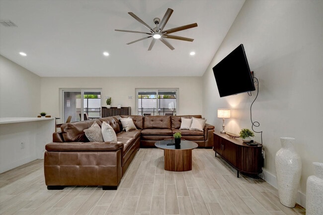 Photo - 7724 Simon Ridge Ct Unit SI ID1520116P