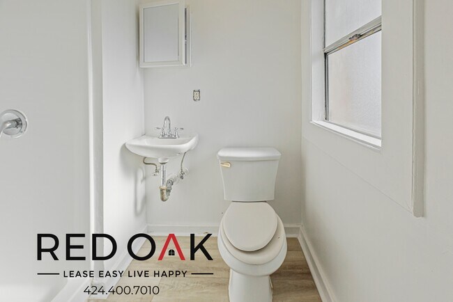 Photo - 744 1/2 Beacon Avenue-103 Unit 103