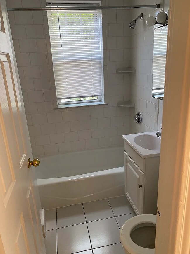 1 Langdon St Unit 24