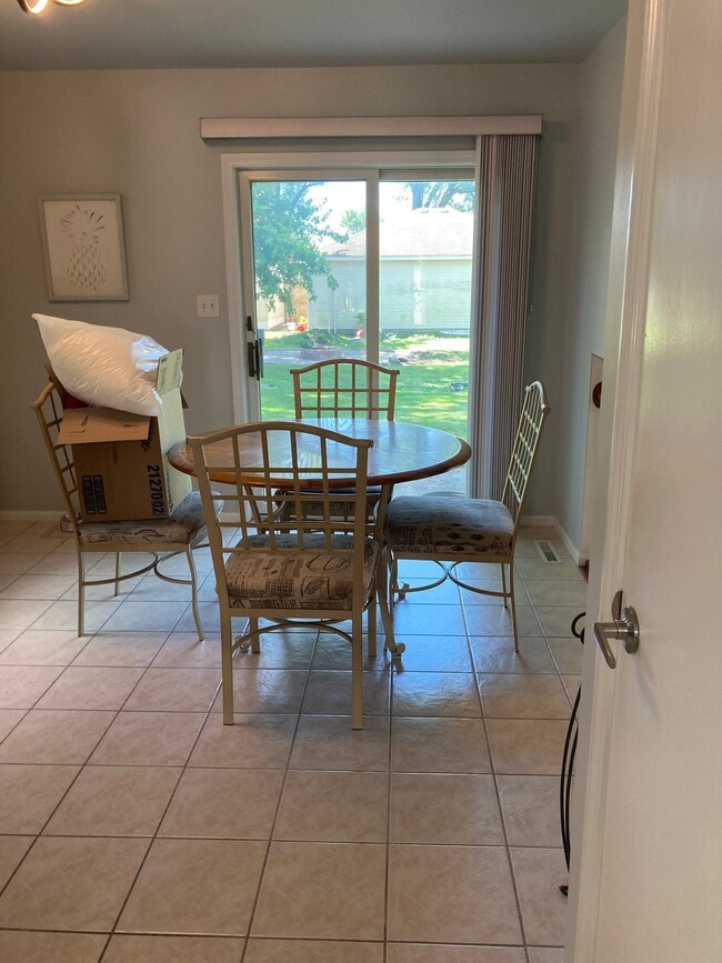 Photo - 2648 41st Pl