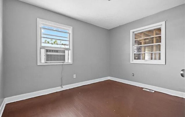 Photo - 685 Bolton Rd NW