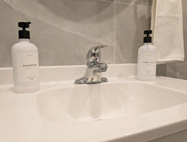 Photo - 4665 Rue Guénette Unité SI ID1473541P