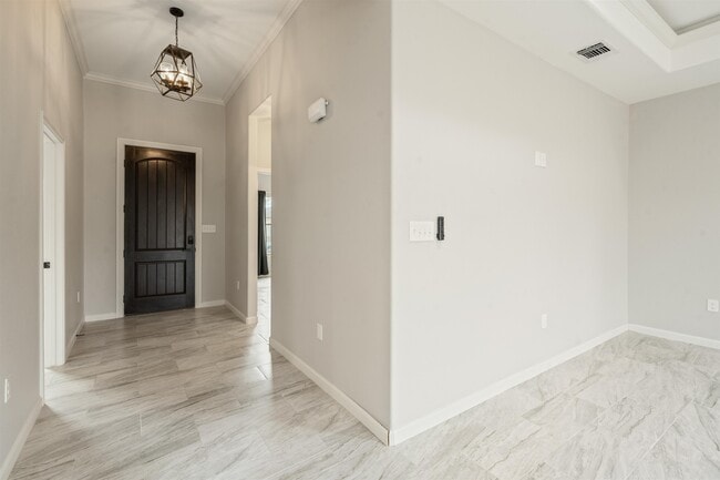 Photo - 203 Javier Dr