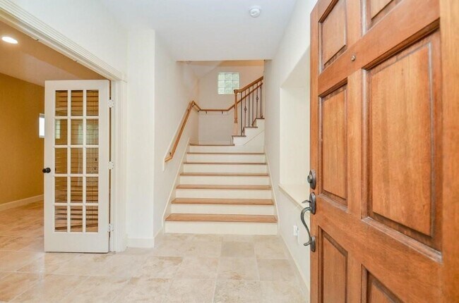 Photo - 5416 Rose St