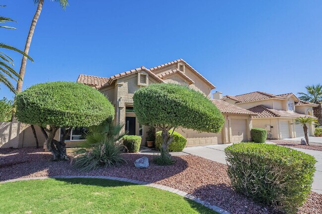 Photo - Luxury Waterfront Home in Ocotillo – Avail...