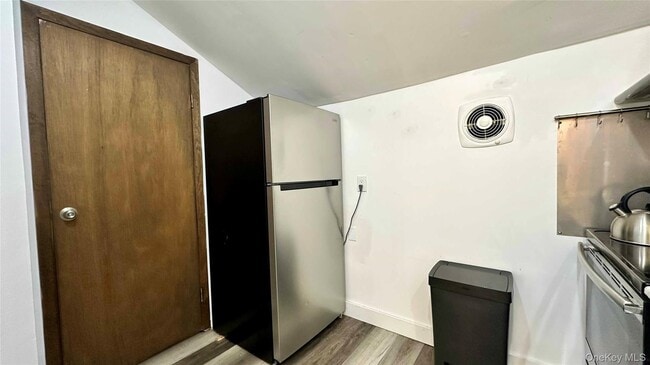 Photo - 22 Ludlam Ave Unit 2