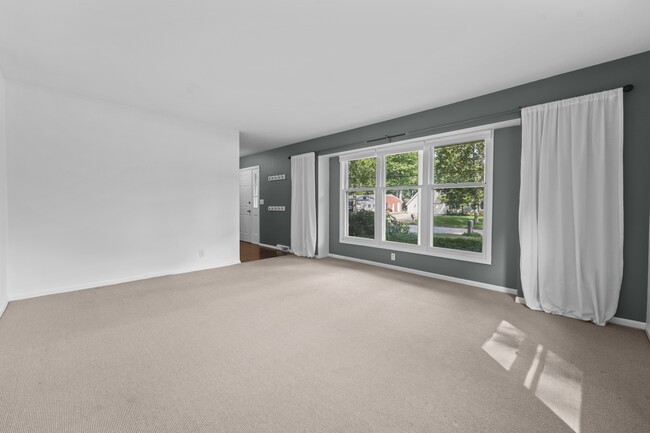 Photo - 1008 Forest Hills Dr