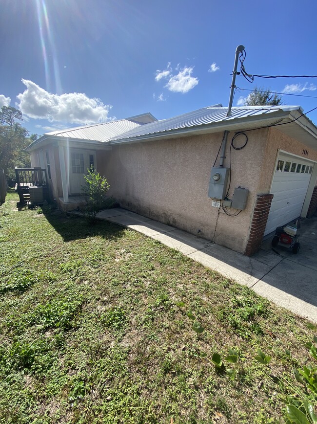 Photo - 1002 E 7th Ct