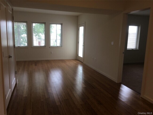 Photo - 3 Seitz Terrace Unidad H10