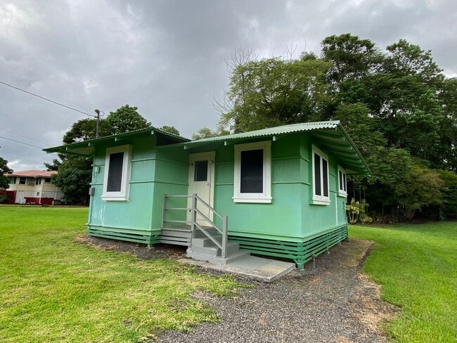 Building Photo - Charming 2BR/1BA in Hilo!