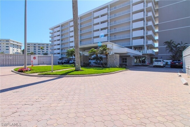 Photo - 3443 Gulf Shore Blvd N Unidad 213