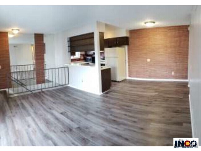Building Photo - 3351 S Field St Rental