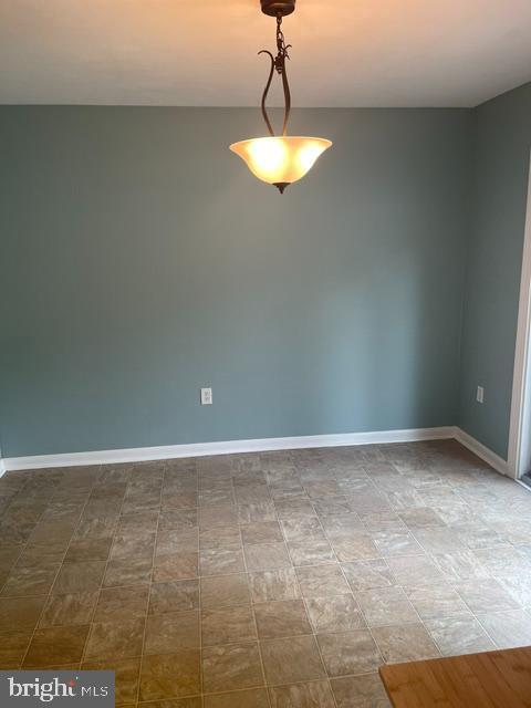Photo - 802 Hills Dr