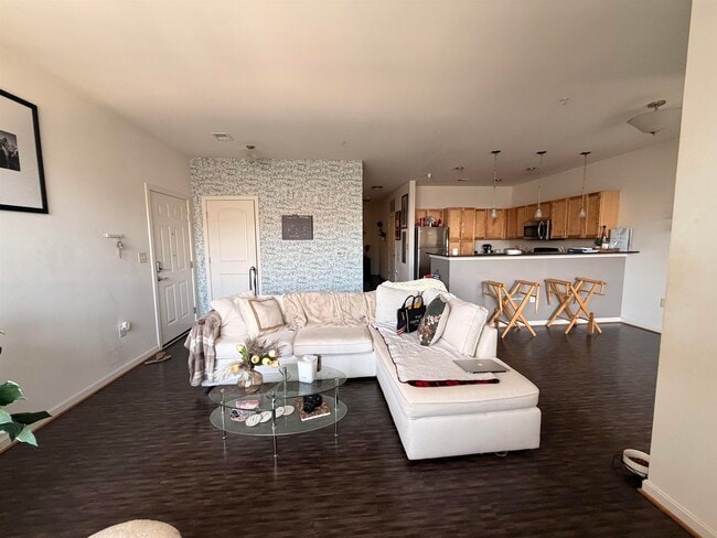 Building Photo - 106 Community Way Unit 1122