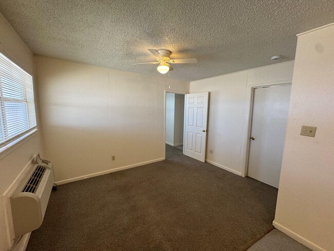 Photo - 5909 East F M 40