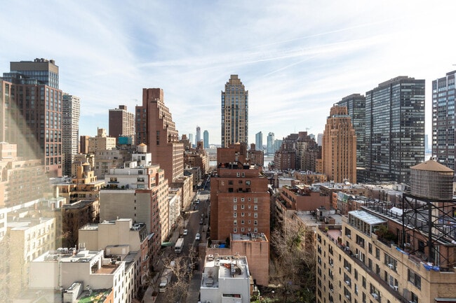 Photo - 300 E 51st St Unit FL5-ID2200