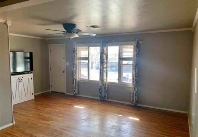 Photo - 314 N Lee St