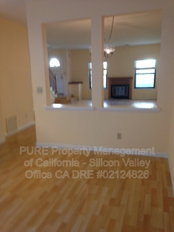 Photo - 967 La Mesa Terrace Unit D