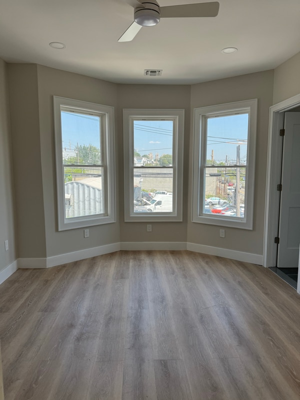 Building Photo - 115 Carteret Ave Rental