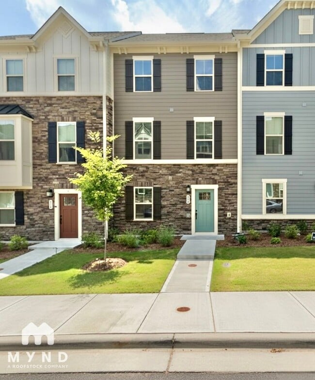 Building Photo - 308 Poplar Leaf Way