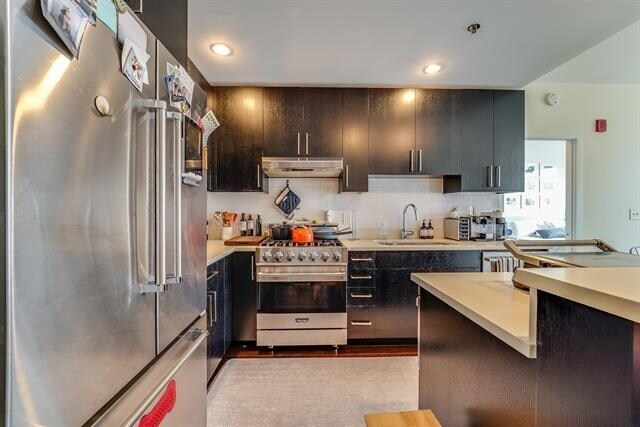 Building Photo - 1100 Maxwell Ln Unit 529