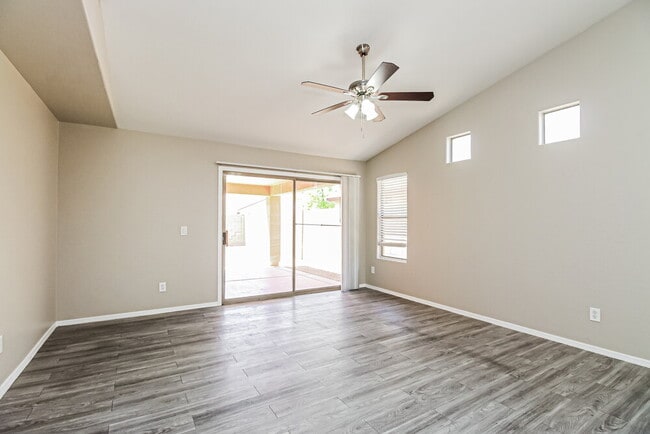 Photo - 2725 E Carol Ave