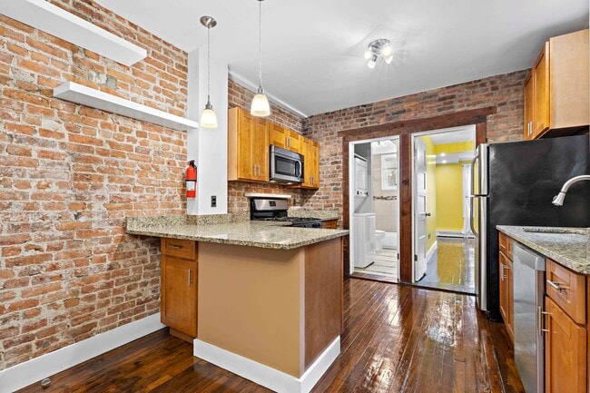 Photo - 6008 Tyler Pl