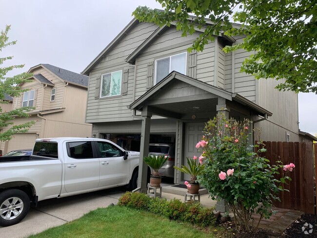 Building Photo - Lovely Home in the Bethel-Danebo Area