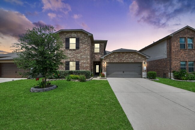 Building Photo - 3630 Telford Ln