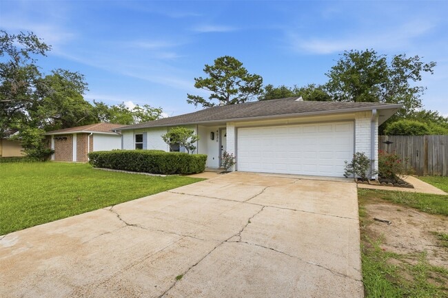 Photo - 4035 Cypressdale Dr