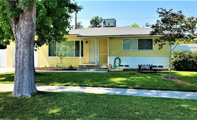 Photo - 4765 Sunnyside Dr