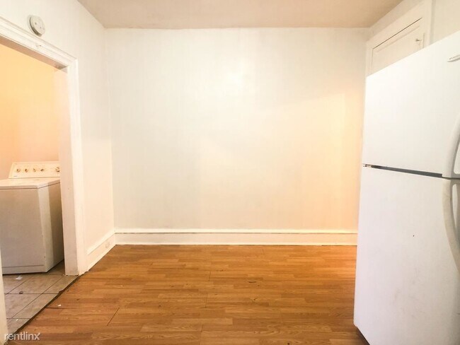 Photo - 1611 N 56th St Unidad A