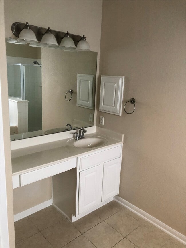 Building Photo - 17218 Mitchell Pass Ln