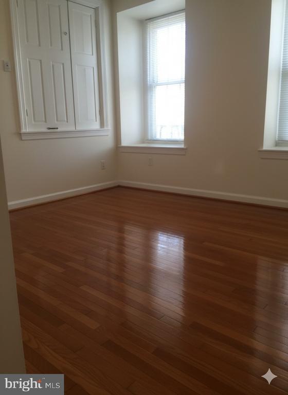 Photo - 420 W Ruscomb St Unit 1ST FL REAR