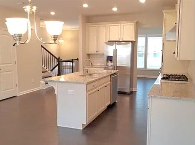 Photo - 891 Sunset Park Dr