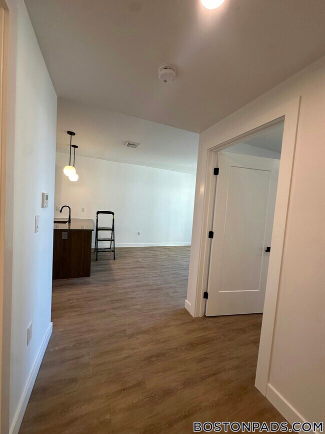 Photo - 199 Gardner St Unit 201