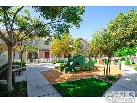 Building Photo - 1449 Water Lily Dr Unit 2
